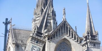 El Papa reza por las víctimas del terremoto en Colombia y pide fortaleza espiritual