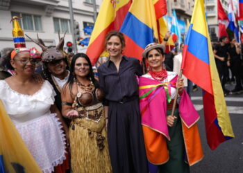 Díaz Ayuso en la cabalgata de Hispanidad 2026: “Nos gusta recordar que los hispanos en España y en Madrid están en su casa”