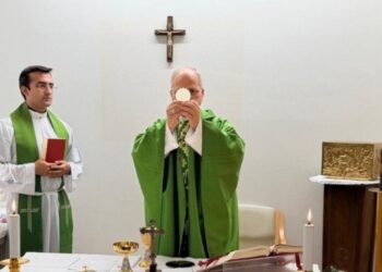 El Papa León XIV celebra la misa en el hospital Gemelli
