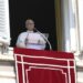 El Papa: Invoquemos a María para que los pueblos sean liberados de la guerra