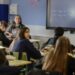 La Comunidad de Madrid reforzará la capacidad de los docentes para actuar ante insultos, faltas de respeto y problemas de convivencia en las aulas