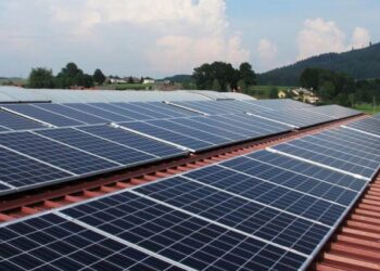 La Junta de Gobierno de Majadahonda aprueba el expediente de contratación para la instalación y gestión de paneles fotovoltaicos en 11 edificios municipales
